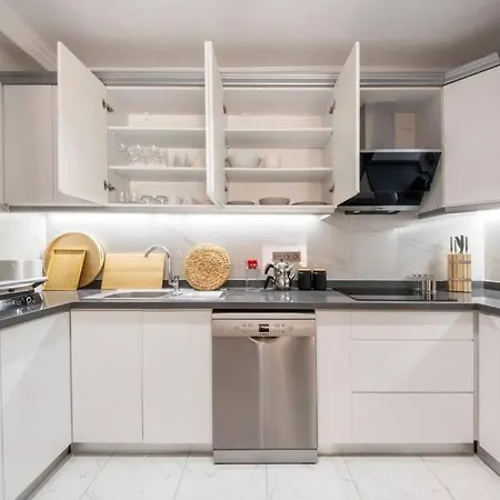 Center 2 Bedroom Calm Modern Garden Floor Flat - Yeni Dunya Διαμέρισμα