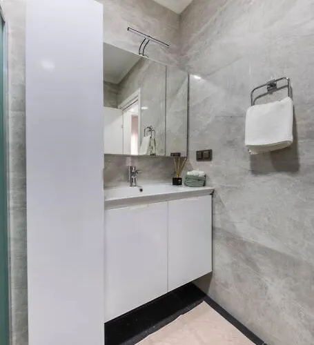 Center 2 Bedroom Calm Modern Garden Floor Flat - Yeni Dunya Apartmán Bodrum