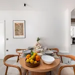 Апартаменты Center 2 Bedroom Calm Modern Garden Floor Flat - Yeni Dunya Бодрум