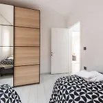 Apartamento Center 2 Bedroom Calm Modern Garden Floor Flat - Yeni Dunya
