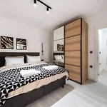 Center 2 Bedroom Calm Modern Garden Floor Flat - Yeni Dunya * Bodrum