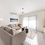 Apartament Center 2 Bedroom Calm Modern Garden Floor Flat - Yeni Dunya Bodrum