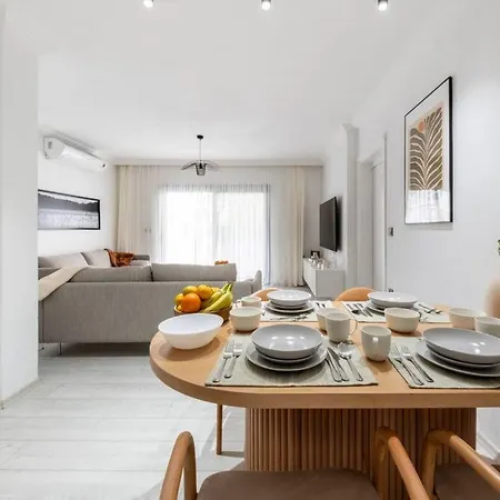 Apartment Center 2 Bedroom Calm Modern Garden Floor Flat - Yeni Duenya Bodrum